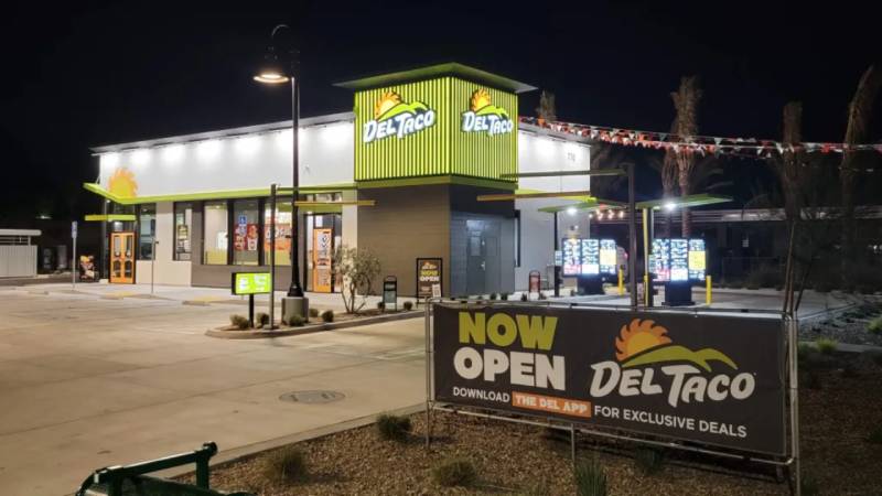 Del Taco Salary and Benefits